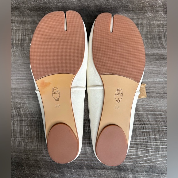 WoodchuckSato Women's White Fold Leather Tabi Mules With Beige Elastic Strap - Picture 8 of 12